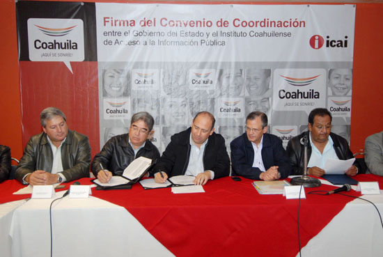 El gobernador Rubén Moreira reitera su compromiso con la transparencia y el acceso a la información 