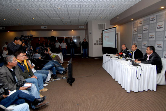Presenta el gobernador Rubén Moreira el paquete de Estímulos Fiscales 2012 para Coahuila 