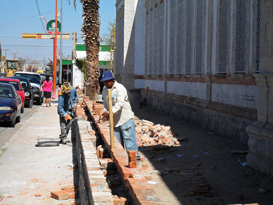 El gobierno del estado continúa con remodelación de la primaria “Centenario” de San Pedro