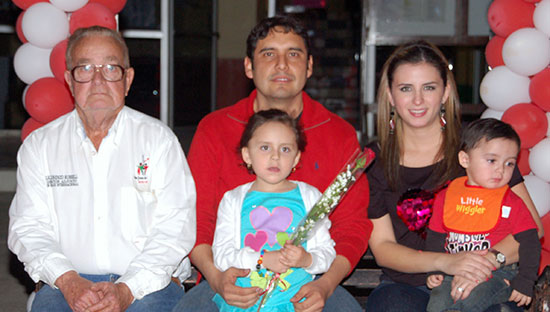 Festejan Antonio y Anateresa Nerio Día del Amor y la Amistad