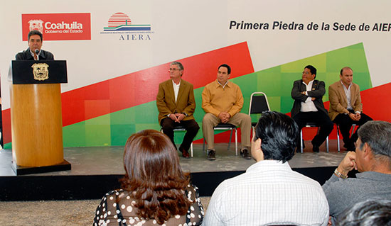 Inicia el gobernador Jorge Torres López construcción del edificio sede de la AIERA