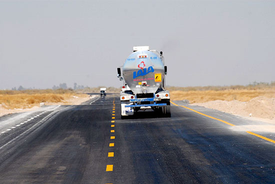 La carretera San Miguel-Esterito agiliza el tráfico de carga pesada en la zona industrial de Torreón