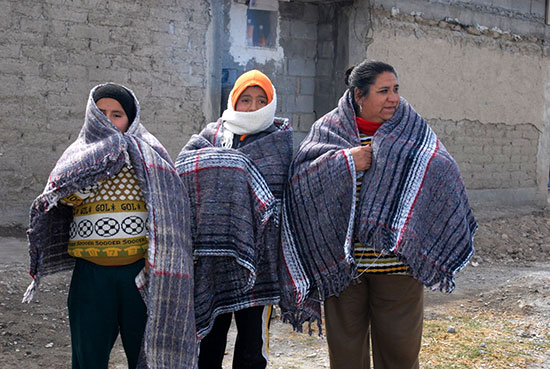Más de 26 mil prendas abrigadoras ha entregado el DIF Coahuila por los intensos fríos