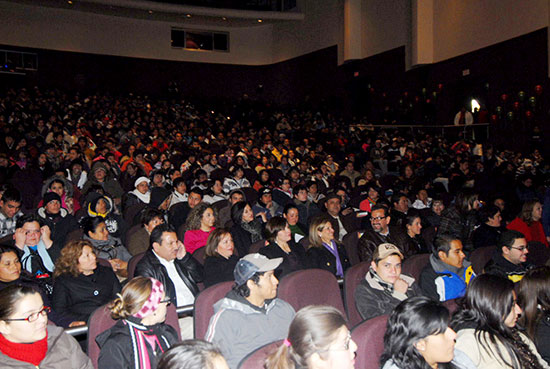 Más de mil 200 jóvenes de Monclova participan en los talleres “Amor y Compromiso” del DIF Coahuila