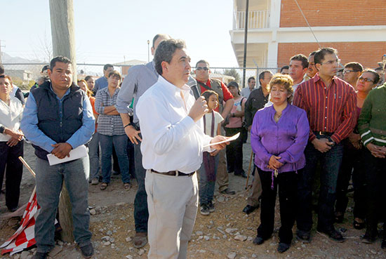 Más obras de Desarrollo Social en Saltillo pone en marcha el gobernador Jorge Torres