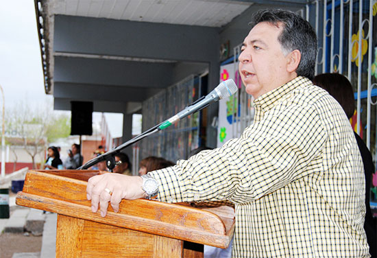 Alcalde presidió el Lunes Cívico en la escuela primaria Coahuila