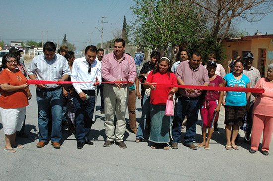 El gobierno de Jorge Torres López entrega e inicia obras sociales en la Región Centro de Coahuila