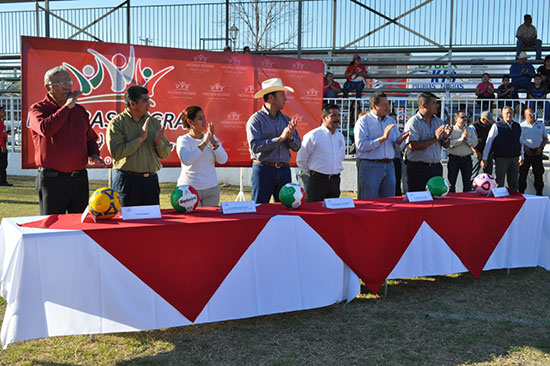 Inaugura alcalde Liga de Futbol Inter-Secundarias 2011