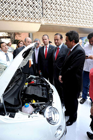 Inaugura el gobernador Jorge Torres foro automotriz de energías alternativas en la Cámara de Diputados