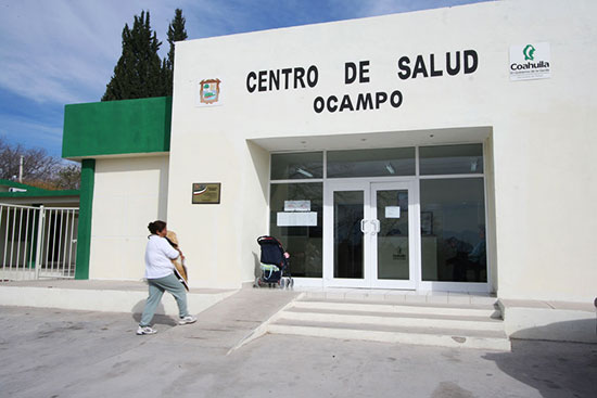 Con múltiples acciones y programas, el gobierno de Coahuila atiende la salud de la gente del Semidesierto