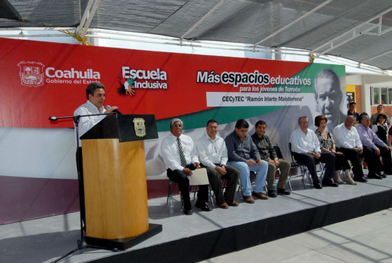 El gobernador Jorge Torres López inauguró el CECyTEC del ejido "La Concha"