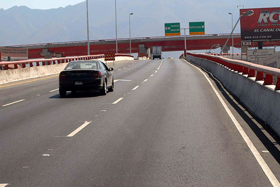 El gobierno de Jorge Torres consolida en la Región Sureste vialidades libres de semáforos en 28 kilómetros