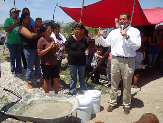 El Gobierno del Estado inicia múltiples obras de desarrollo social en comunidades de Múzquiz