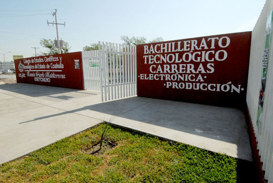 Gran demanda del CECyTEC del ejido La Concha en Torreón 