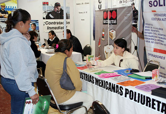 Promueve el gobierno de Jorge Torres López el empleo a través de ferias en las diversas regiones de Coahuila