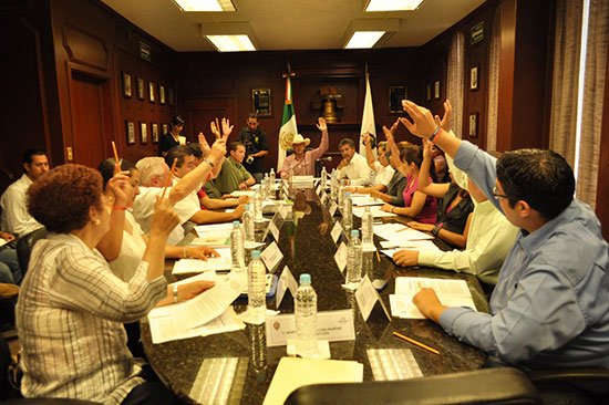 Encabeza alcalde Segunda Sesión Ordinaria de Cabildo correspondiente al mes de mayo