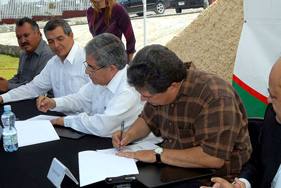 Firman el Instituto Estatal del Empleo y el Colegio de Bachilleres de Coahuila convenio de colaboración