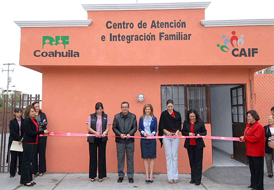Inaugura la señora Carlota Llaguno de Torres nuevas instalaciones del CAIF-Chapultepec 