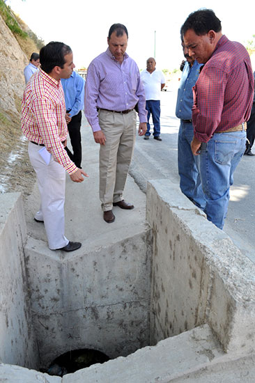 Inicia alcalde obras hidráulicas en Laguito Mexicano y vado del Libramiento Carranza por 5.9 mdp