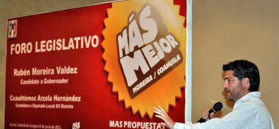 Asiste Cuauhtémoc Arzola Hernández a foro legislativo 