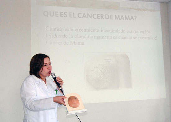Brindan plática sobre el cáncer de mama, para prevenir este mal en la mujer 