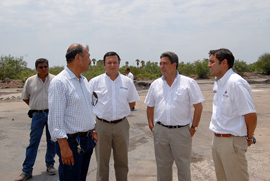El gobernador Jorge Torres López supervisó avances en el parque recreativo “La Chimenea”