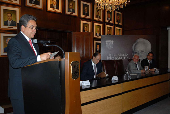 El gobernador Jorge Torres López presentó el libro del arquitecto José María Morales del Bosque
