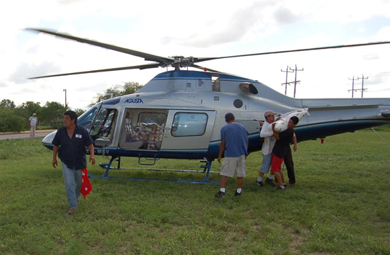 Gestiona el gobierno del estado un helicóptero más para atacar incendio en la sierra de Arteaga