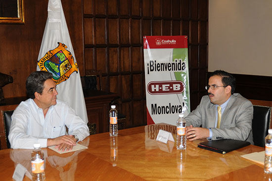La cadena HEB abrirá tienda en Monclova; anuncian inversión directivos de la compañía al gobernador Jorge Torres