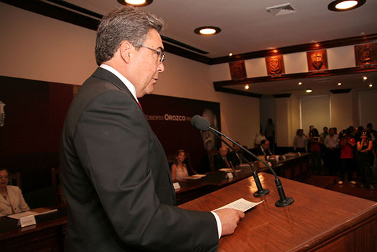 Reconoce el gobernador Jorge Torres López a ex alcaldes de Saltillo