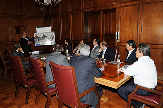 Respalda el gobernador Jorge Torres proyecto de parque Tecnológico en Saltillo