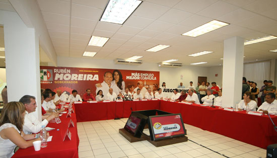 Respaldarán diputados federales del PRI proyectos de Rubén Moreira 