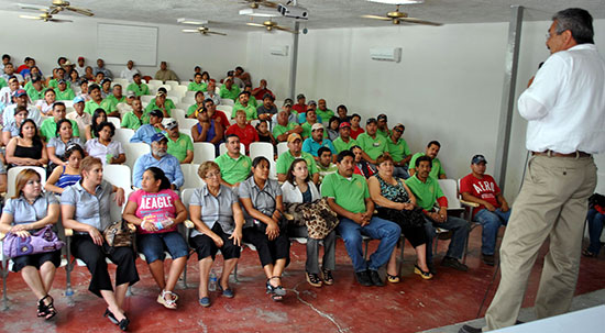 Se reúne Temo Arzola con integrantes del Sindicato Único de Trabajadores Municipales