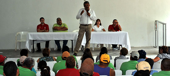Se reúne Temo Arzola con integrantes del Sindicato Único de Trabajadores Municipales