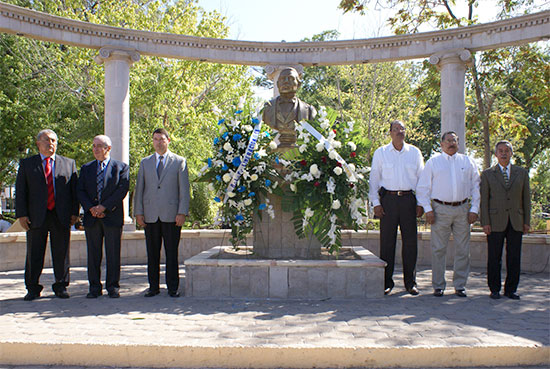 Celebran el 139 Aniversario Luctuoso de Don Benito Juárez García