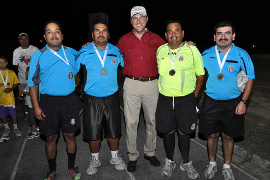 Clausura alcalde Torneo Interbarrios 2011 en el que participan equipos de 194 colonias
