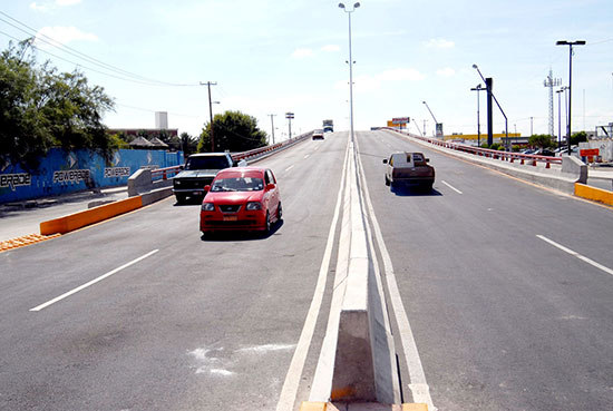 El puente Saulo forma parte de la modernización vial de Torreón