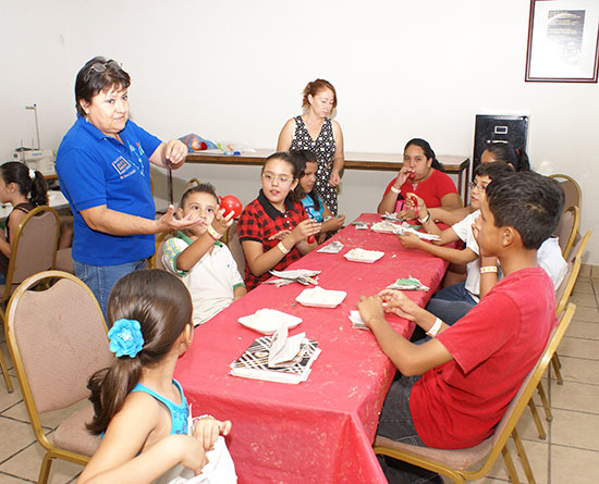 Estudiantes inician Curso de Verano en la Casa de la Cultura