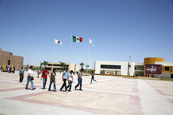 Inscripciones sin Actas 2011 beneficiará también a estudiantes de la Universidad Autónoma de Coahuila