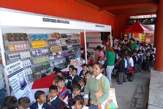 13 mil visitantes más espera la Feria Internacional del Libro Saltillo 2011