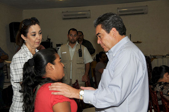 El gobernador Jorge Torres participa en reunión de seguimiento en San Juan de Sabinas con el Secretario del Trabajo