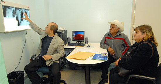 La atención médica de tercer nivel para los adultos mayores de Coahuila: Visión cumplida