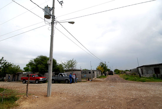 Más agua potable, drenaje y electrificación con alrededor de dos mil obras en Coahuila