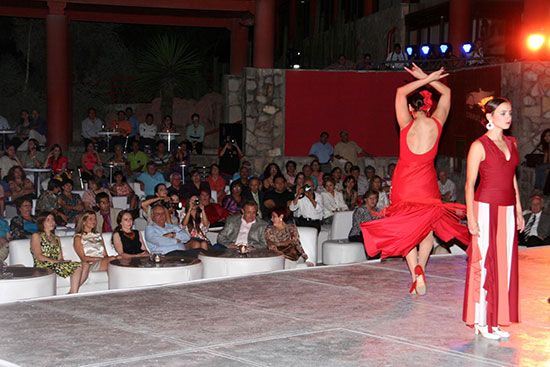 Noche flamenca en la XVII Muestra Nacional e Internacional de Antigüedades y Arte 2011
