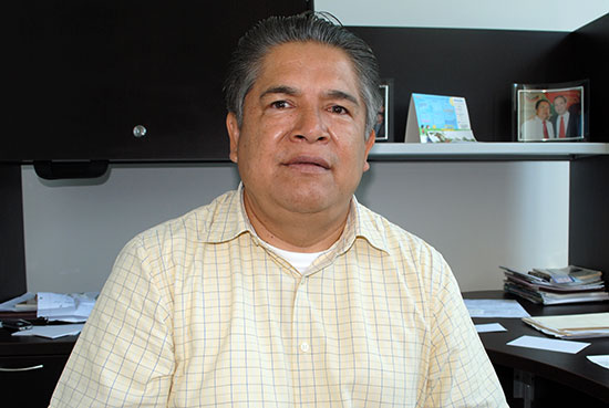 José Luis Coronado Rivera, director de Educación del Municipio de Acuña.