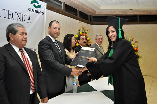 Preside alcalde ceremonia de graduación del Conalep generación 2008-2011