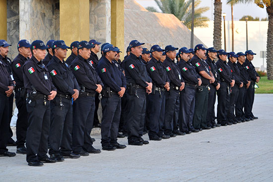 Reciben elementos operativos de la Policía Preventiva Municipal renivelación salarial con retroactivo