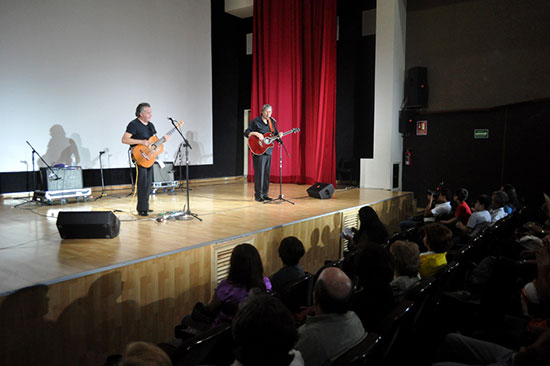 Se presenta Ricardo “El Güero” Carrión en charla-concierto