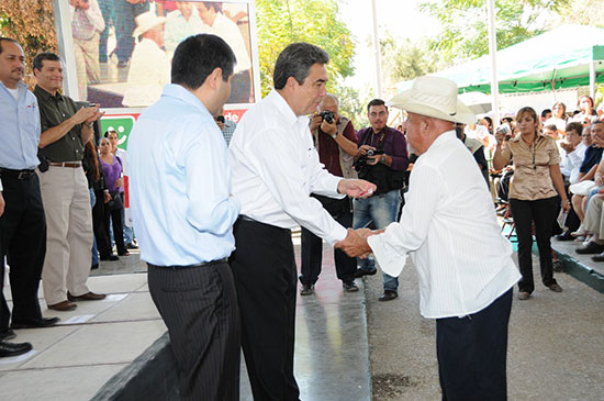 El gobernador Jorge Torres inició el programa “TR Móvil” en Torreón