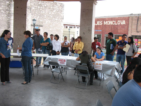 La Feria del Empleo ofertó en Monclova 750 vacantes